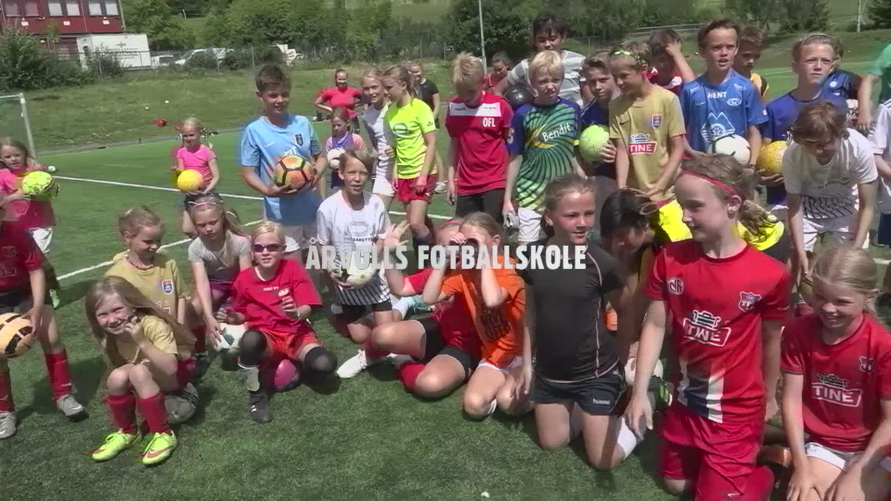 Fotballskolebesøk på Årvoll